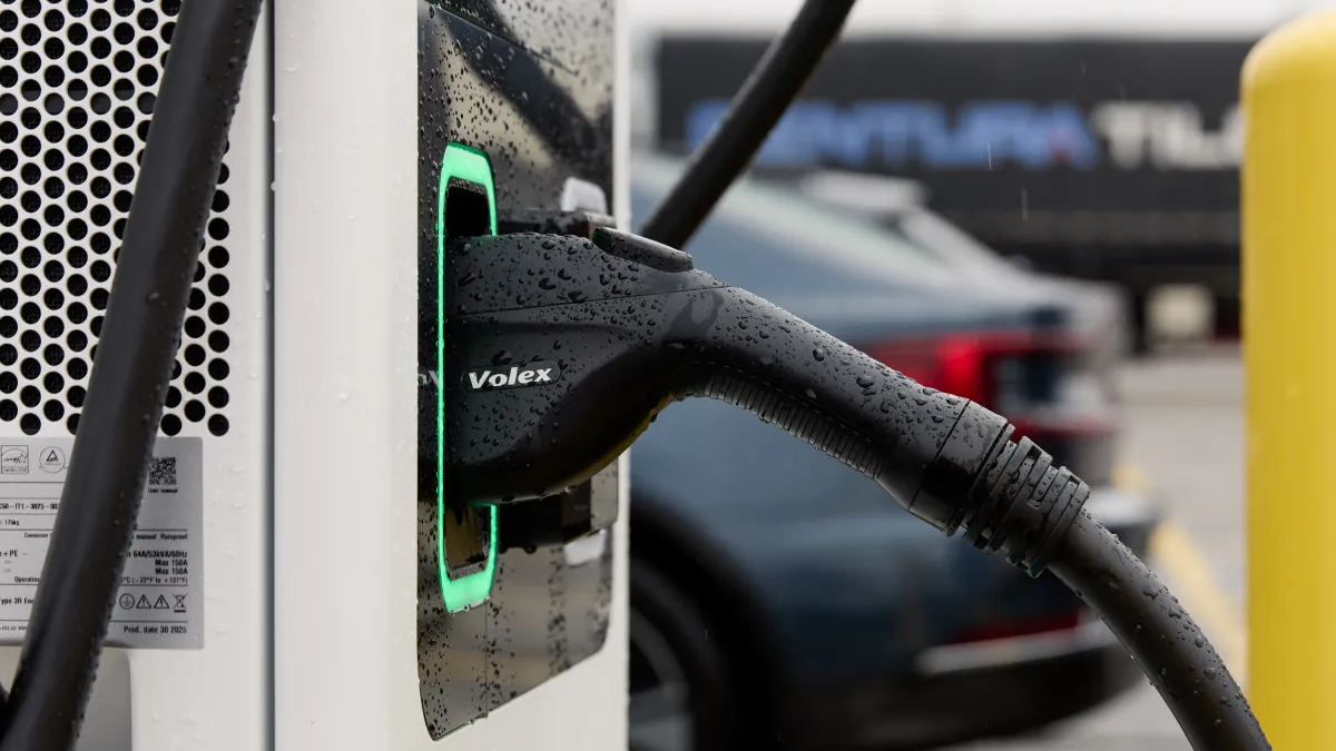 ABB E-mobility Ivy Charging C50 image5